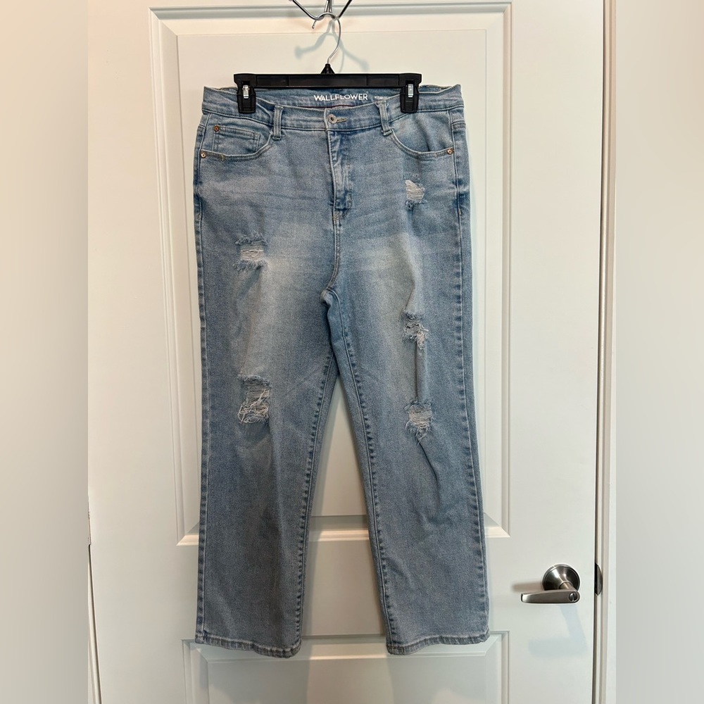 Wallflower INSTAVINTAGE FEARLESS CURVY SUPER HIGH-RISE STRAIGHT JEANS Size 13